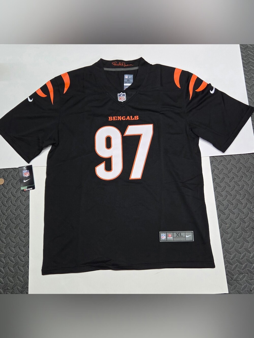 Dexter Lawrence II Nike Jersey Cincinnati Bengals Adult L-XL Stitched NEW!!